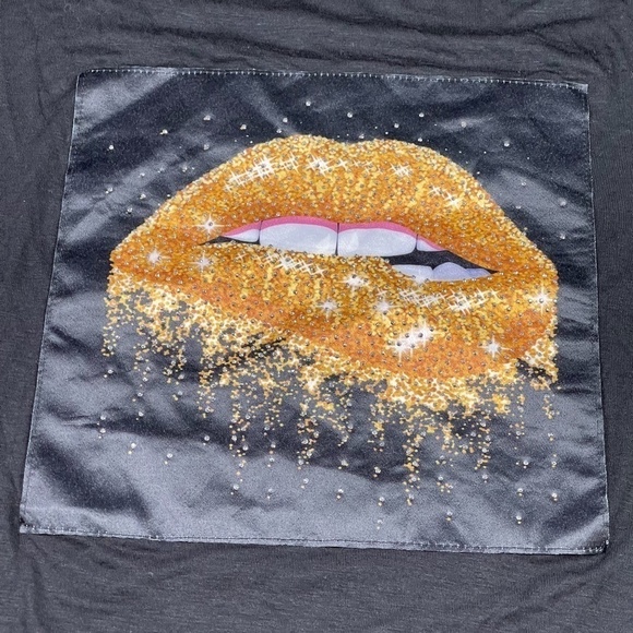 LOVE J Shredded Sequin Lip T Shirt - Whimsigoth - Picture 2 of 7